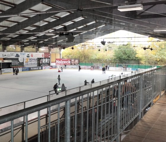 Eissporthalle Bitburg innen, © TI Bitburger Land