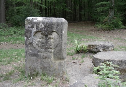 Maria-Theresien-Stein mit Doppeladler, &copy; Felsenland S&uuml;deifel Tourismus GmbH