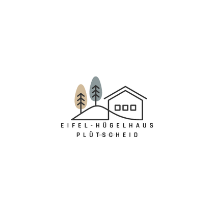 Un logo simple et moderne avec une maison et des arbres stylisés. Le texte "Eifel-Hügelhaus Plütscheid" est clairement et distinctement placé au centre.