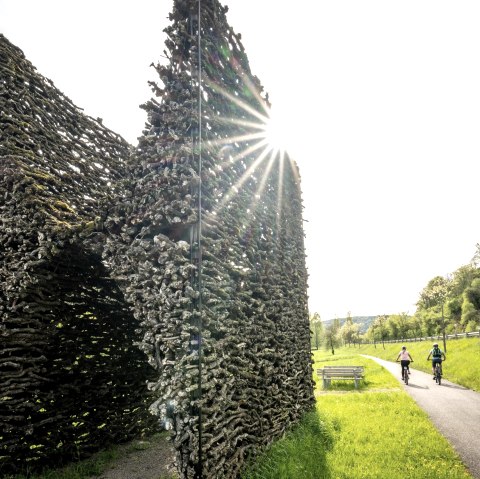 Weintor am Sauer-Radweg, © Eifel Tourismus GmbH, Dominik Ketz