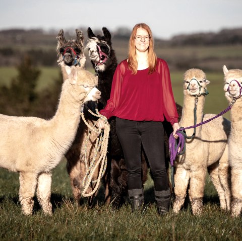 Verena Kauth und ihre Alpakas, &copy; Verena Kauth
