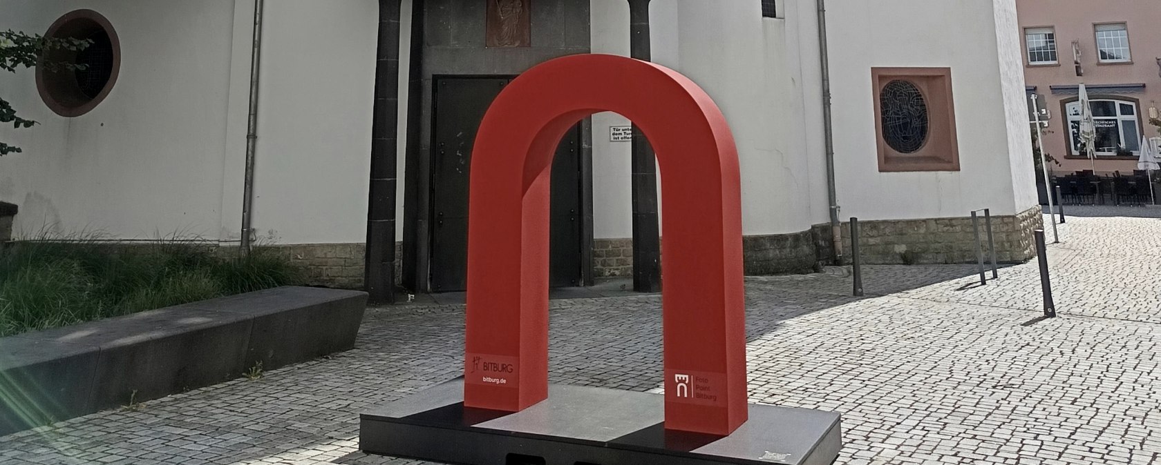 Foto-Punkt an der Liebfrauenkirche Bitburg, © Ti Bitburger Land