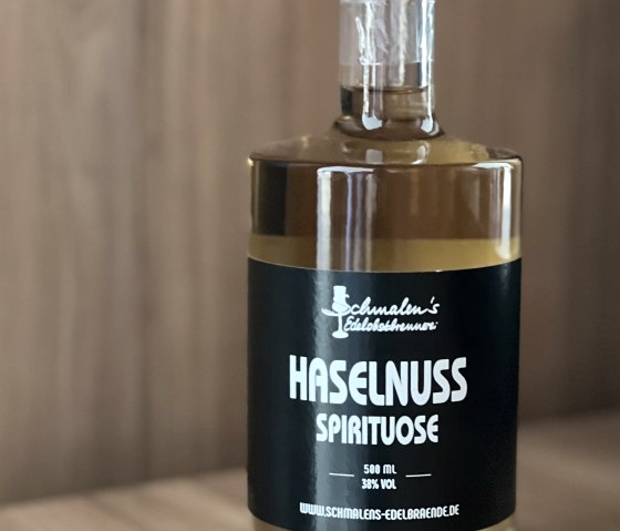 Haselnuss, &copy; TI Bitburger Land