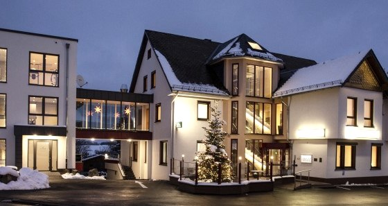 Barrierefreie Verbindungsbr&uuml;cke Haus Hubertus, &copy; Haus Hubertus