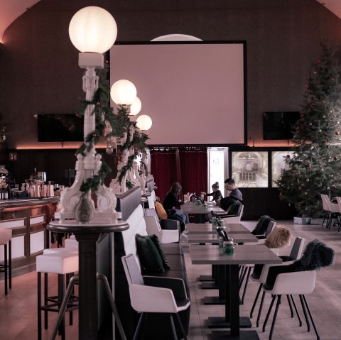 Turnhalle Innenraum, &copy; Steffanie Reichert