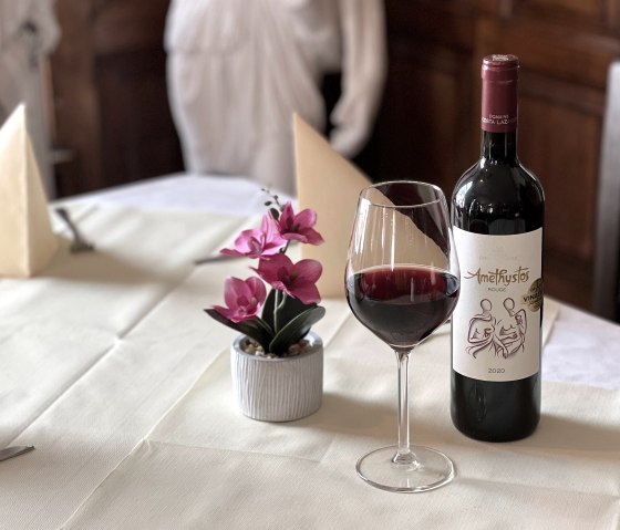 Griechischer Wein, &copy; TI Bitburger Land