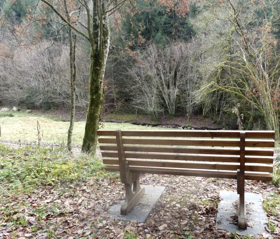 Bench above the Wurmichtbach stream, &copy; Tourist-Information Islek