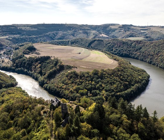 Ourtalschleife mit Burg Falkenstein, &copy; Eifel Tourismus GmbH, Dominik Ketz