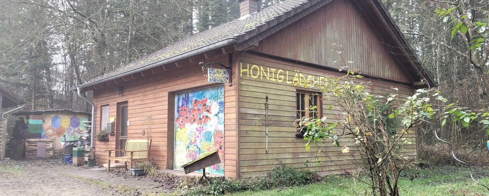 Beekeeper's house at the Teufelsschlucht nature park center, © Felsenland Südeifel Tourismus GmbH, Elke Wagner