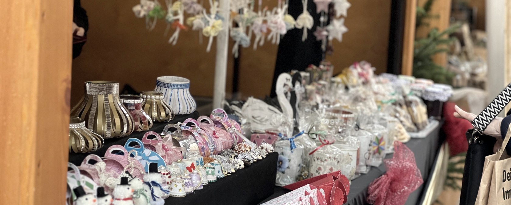 Handarbeiten Weihnachtsmarkt Bitburg 2023, © TI Bitburger Land