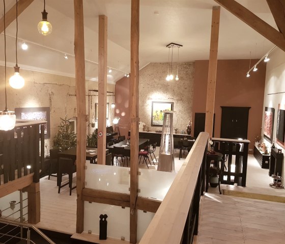 Innenansicht Hofcaf&eacute; Messerich, &copy; Ingeborg Steichen