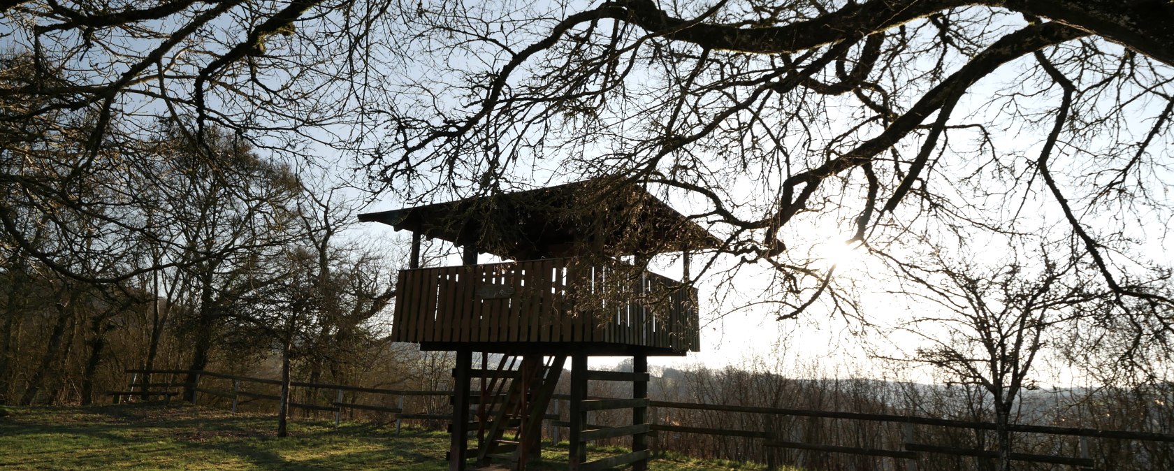 Aussichtsturm auf dem Castellberg bei Wallendorf, © Felsenland Südeifel Tourismus GmbH