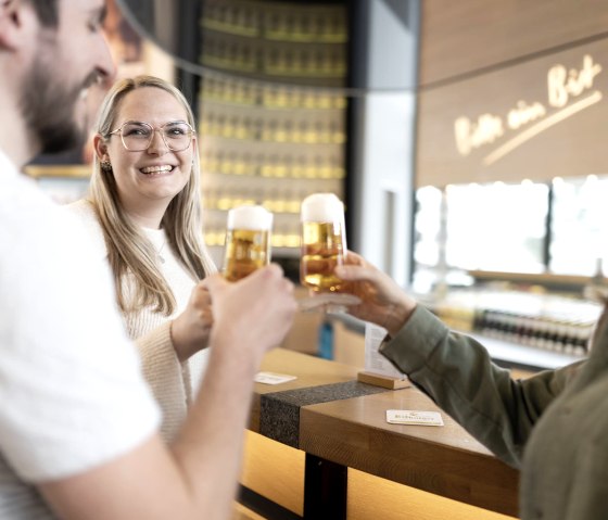 Prostszene, &copy; Bitburger Brauerei