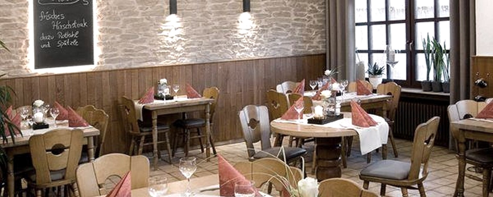 Restaurant Im Goldenen Grund in Körperich, © Felsenland Südeifel Tourismus GmbH
