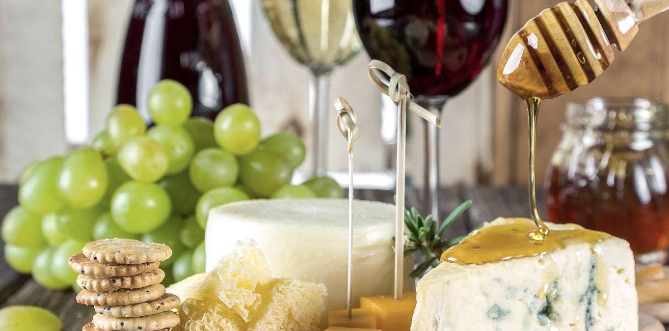 K&auml;se und Wein, &copy; Pixabay