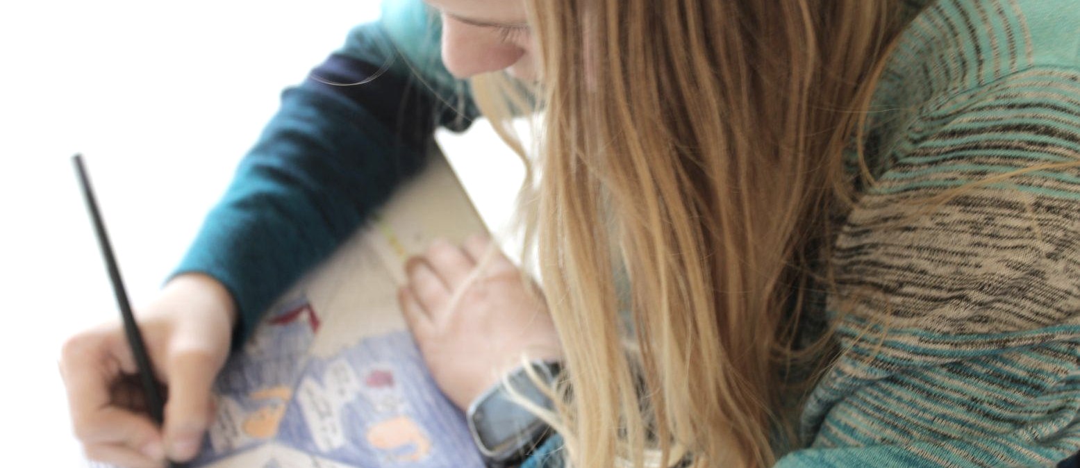 Zeichnerin, &copy; Burkhard Kaufmann