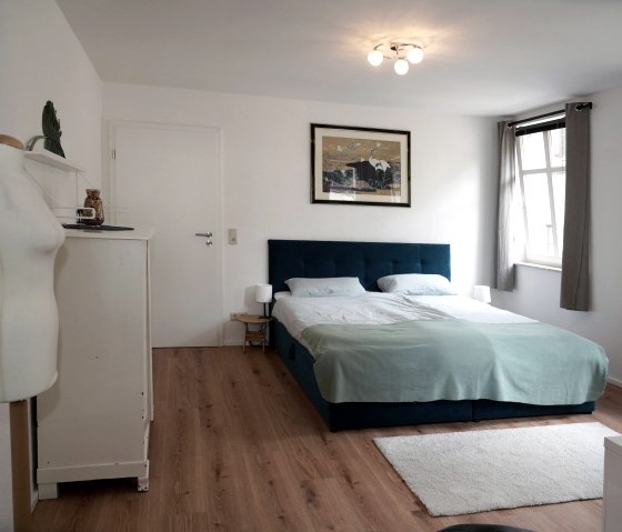 Gro&szlig;es Schlafzimmer, &copy; Eifel Fewo