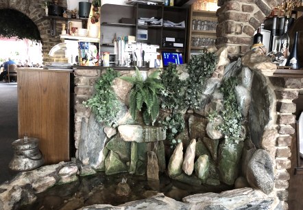 Thekenbereich - Restaurant Zagreb, © Tourist-Information Bitburger Land