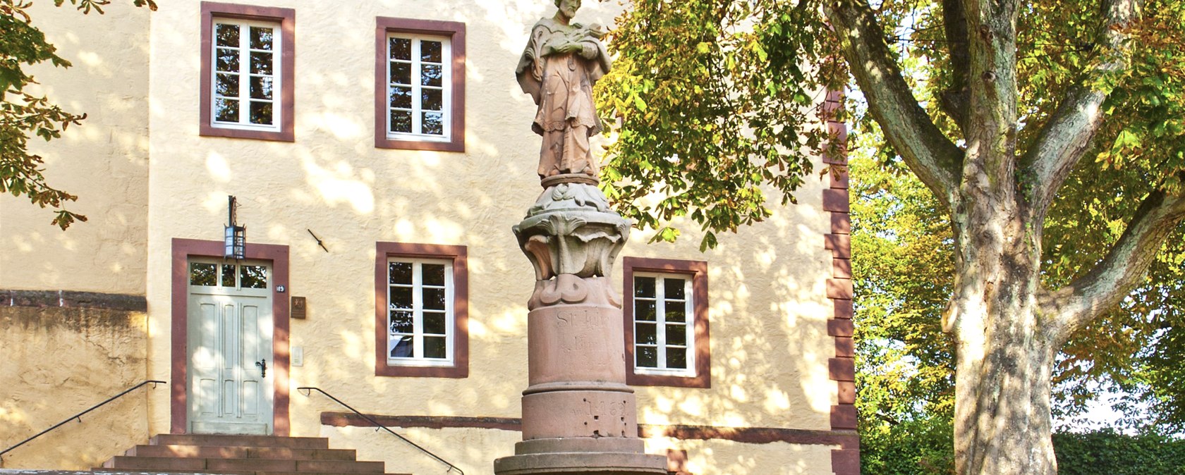 Johannesbrunnen in Dudeldorf, © TI Bitburger Land