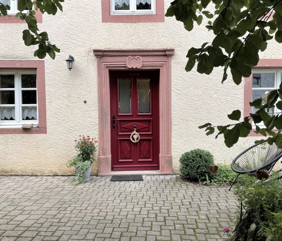 Hauseingang, &copy; Hanna Weires