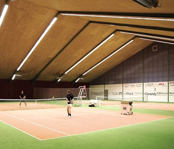 Tennishalle Krautscheid, © Andreas Zwank, Gasdthaus Islekhöhe