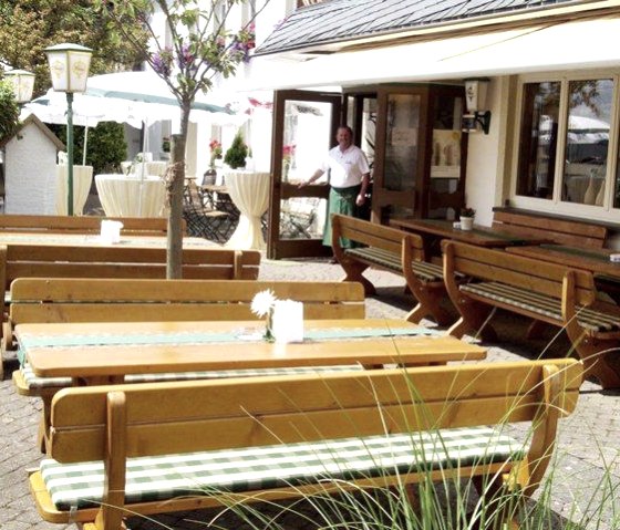 Terrasse, &copy; F&uuml;nfm&auml;delhaus Lambertsberg