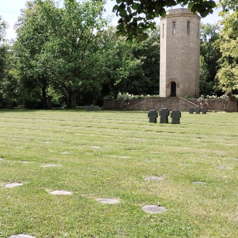 Ehrenfriedhof, &copy; Tourist-Information Bitburger Land