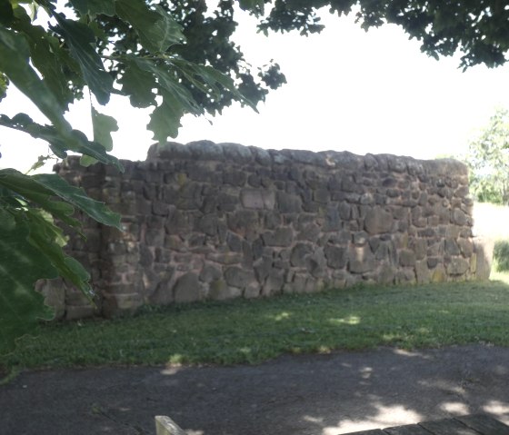 Langmauer, © TI Bitburger Land