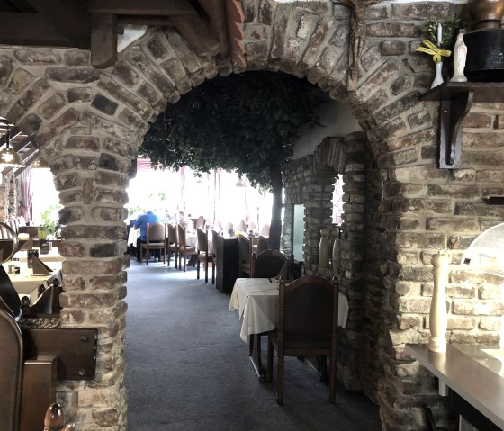 Innenbereich - Restaurant Zagreb, © Tourist-Information Bitburger Land