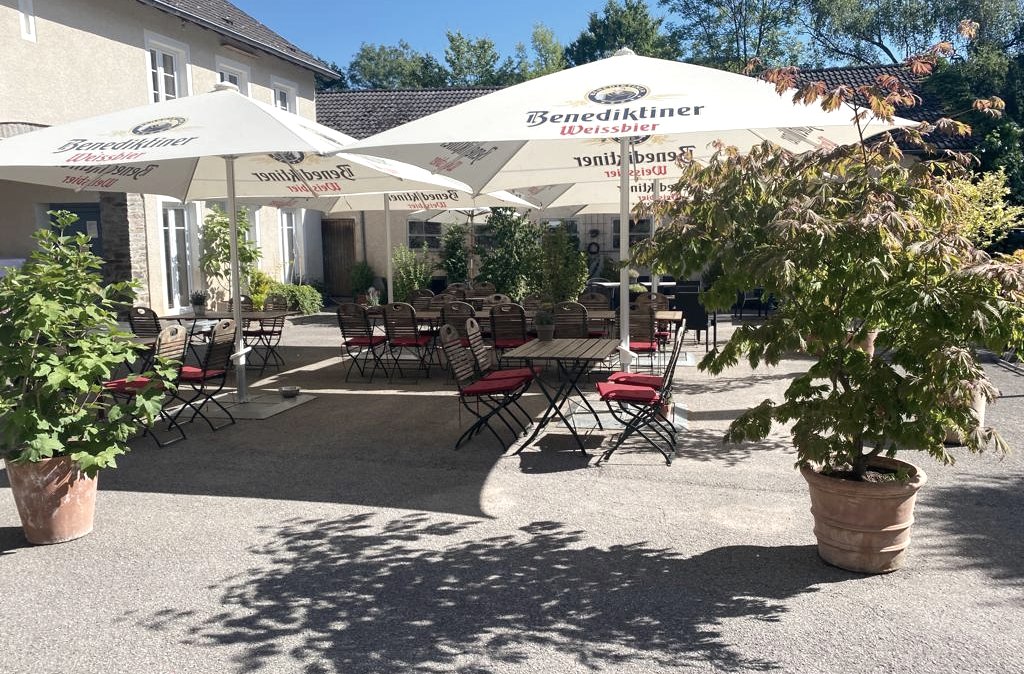 Biergarten, &copy; Bastian Tautges