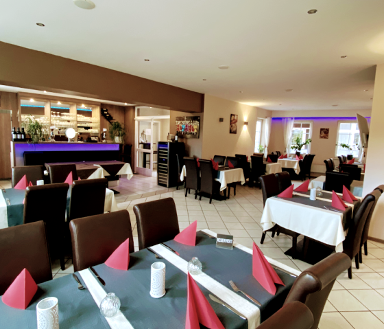 Pizzeria La Corona, &copy; Domenico Bruni