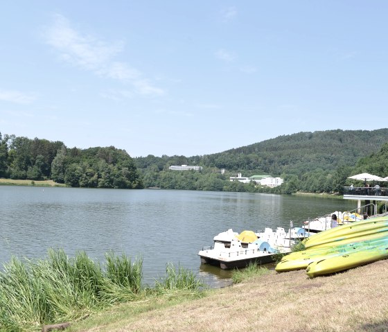 Auf dem See ist Boot fahren möglich, © TI Bitburger Land
