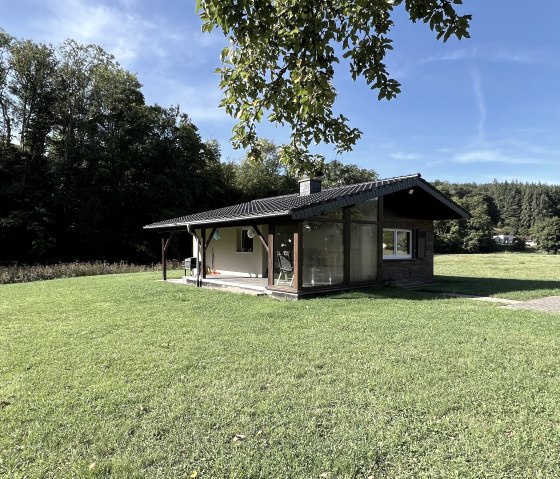 Hausansicht von der Seite