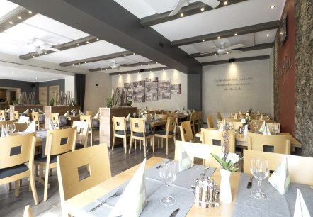 Gastraum, &copy; M. Urfels, Restaurant Im Pfenn